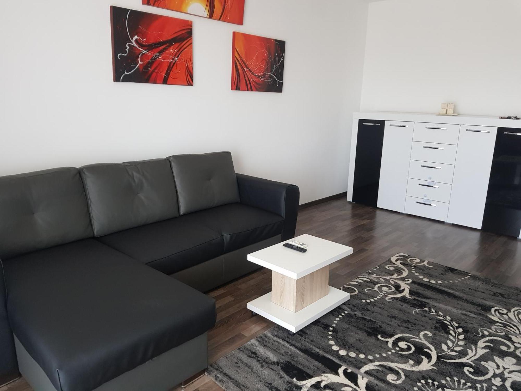 Urban Retreat Luxury Hideaway Apartment Oradea Exterior foto