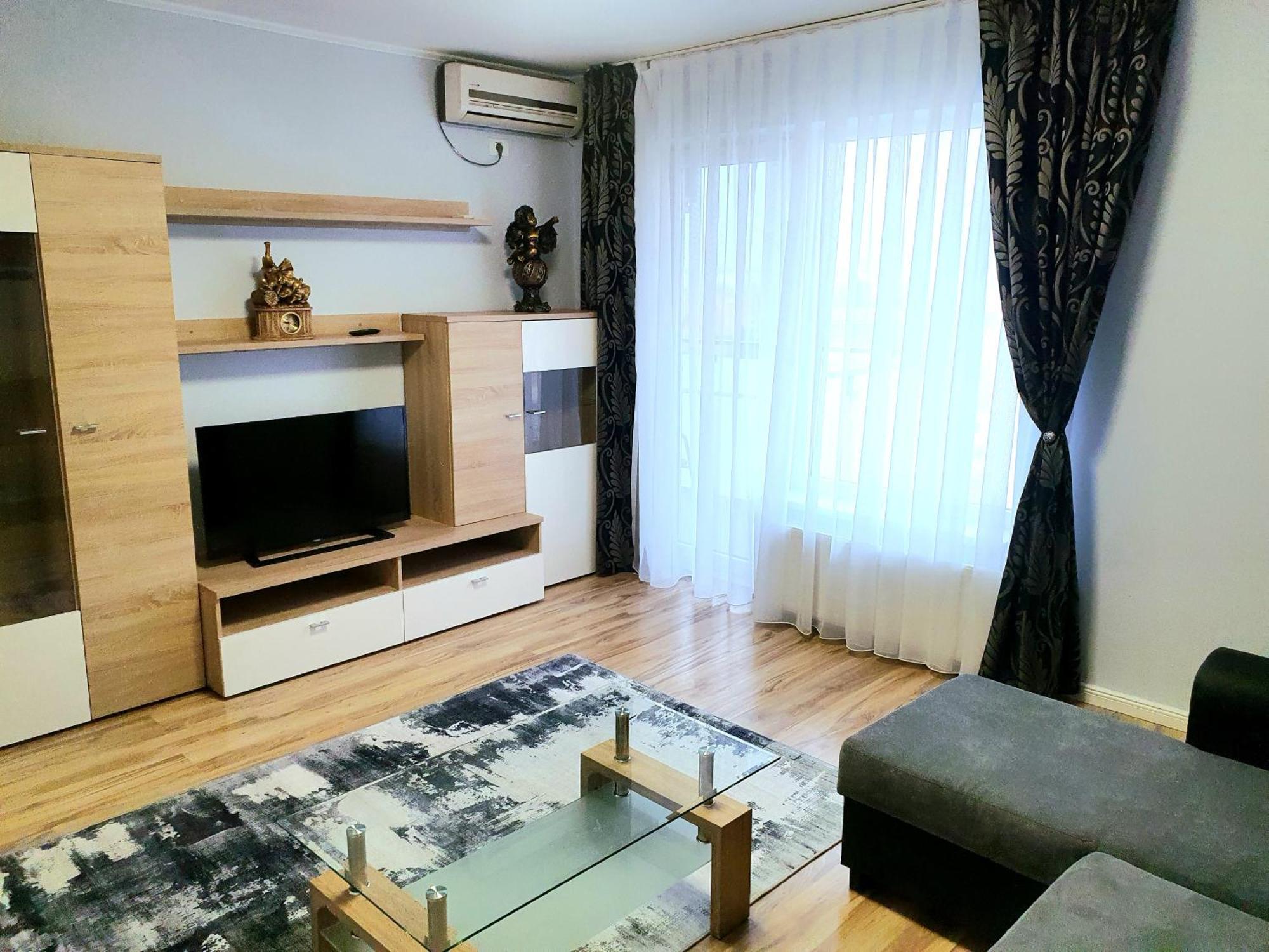 Urban Retreat Luxury Hideaway Apartment Oradea Exterior foto